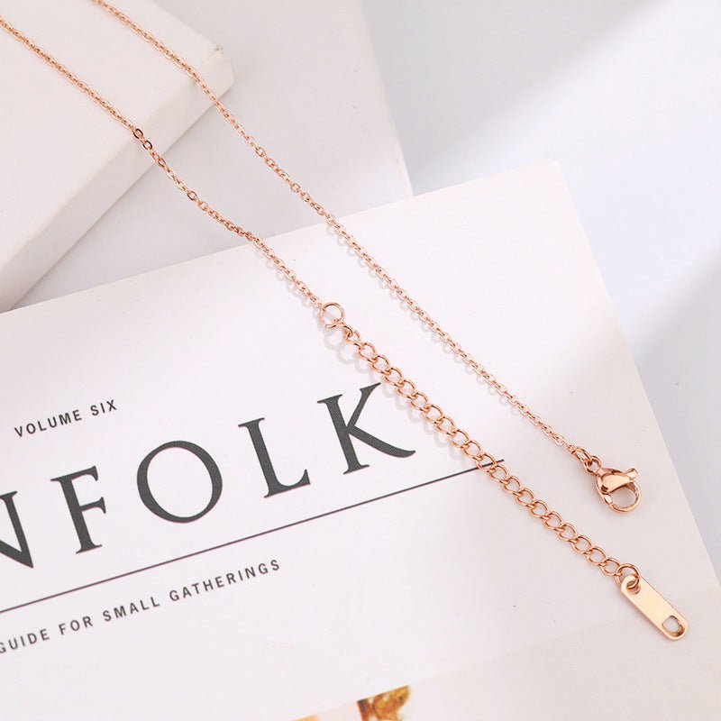 Luxury Bee Shaking sound fashion Rose Gold Pendant spring Necklace - Luxury Bee